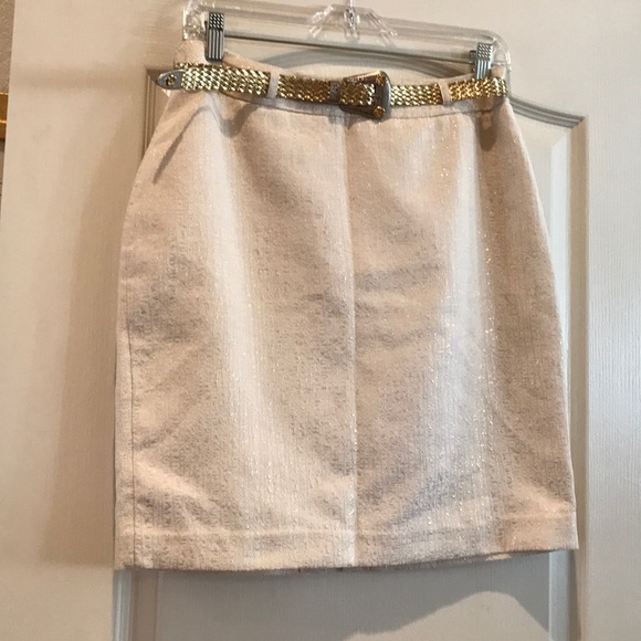 Elegant Worthington Skirt w/Gold Threading. - Picture 2 of 7